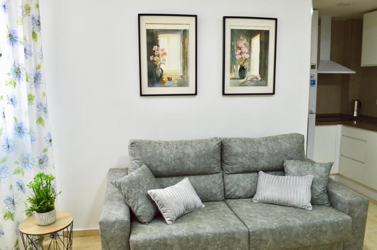 Apartamento Adriana. Centrico, A 50M De La Playa. Fuengirola Kültér fotó
