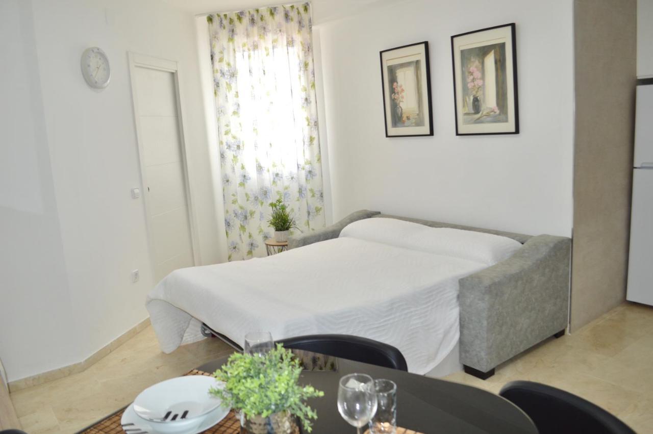 Apartamento Adriana. Centrico, A 50M De La Playa. Fuengirola Kültér fotó