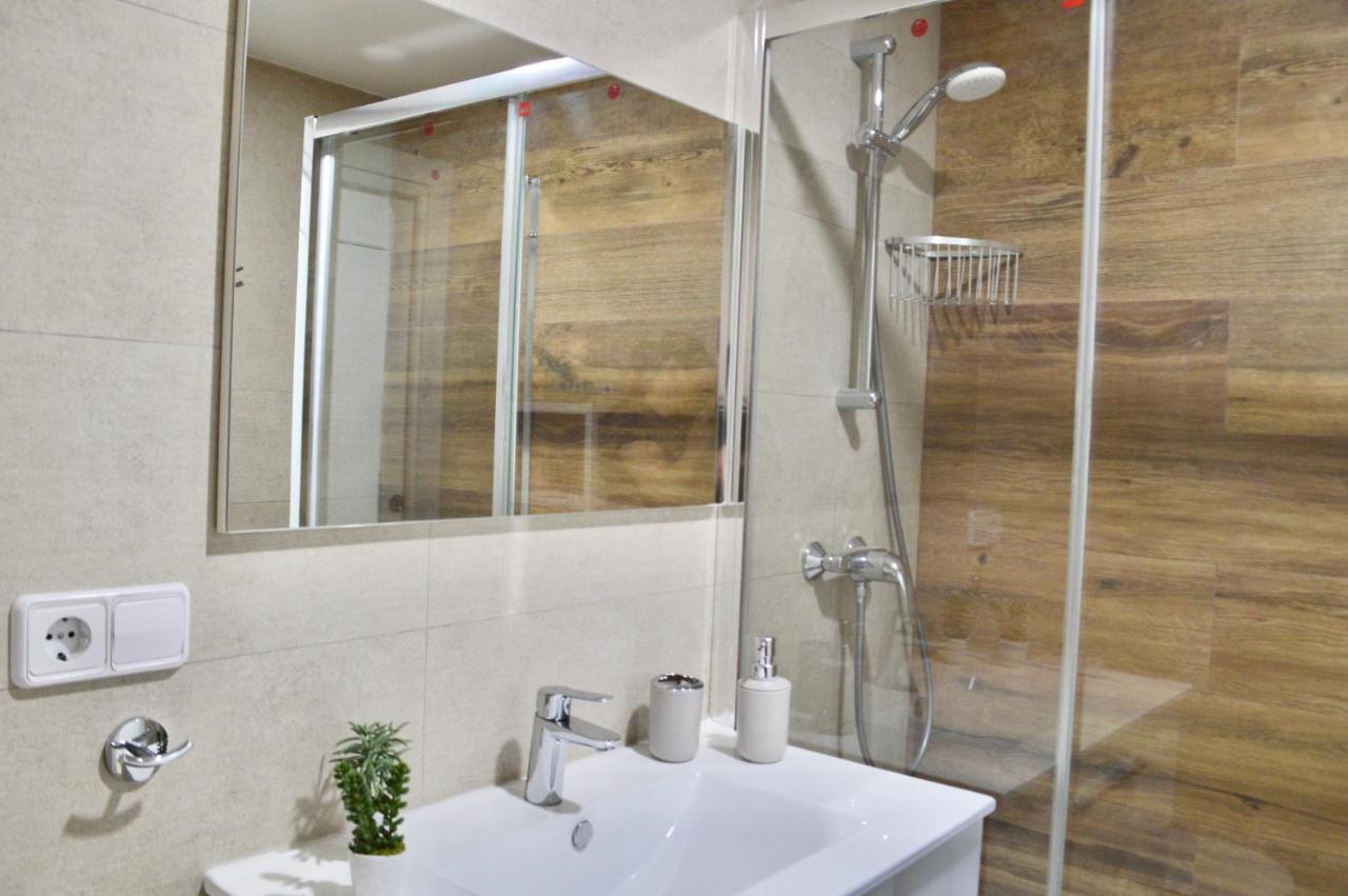 Apartamento Adriana. Centrico, A 50M De La Playa. Fuengirola Kültér fotó